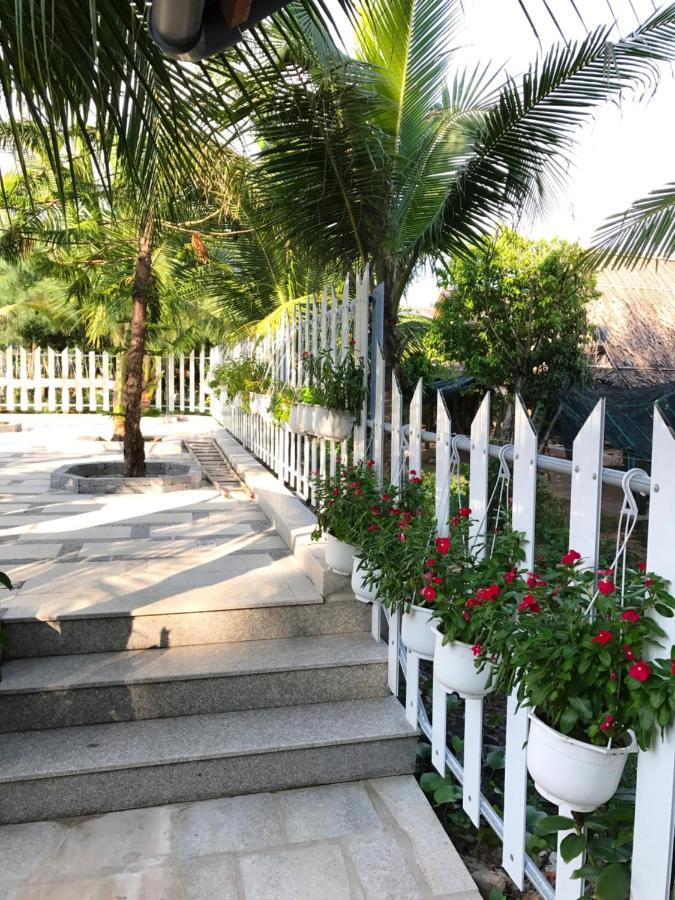 Oceanward Hotel & Resort Long Hai Exterior foto